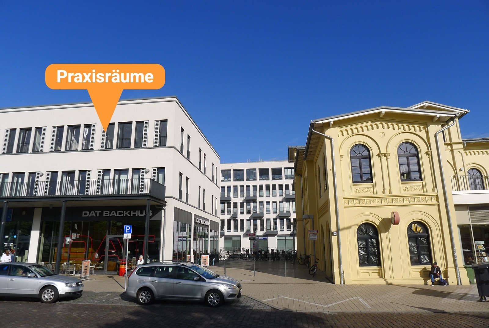 Gebäude über Dat Backhus